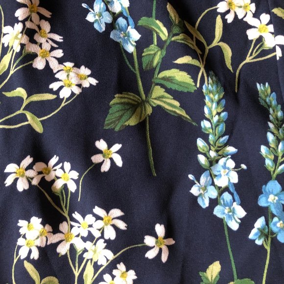 Brand New Beautiful Tommy Hilfiger Floral Pull-On Blouse Shirt - Picture 11 of 12